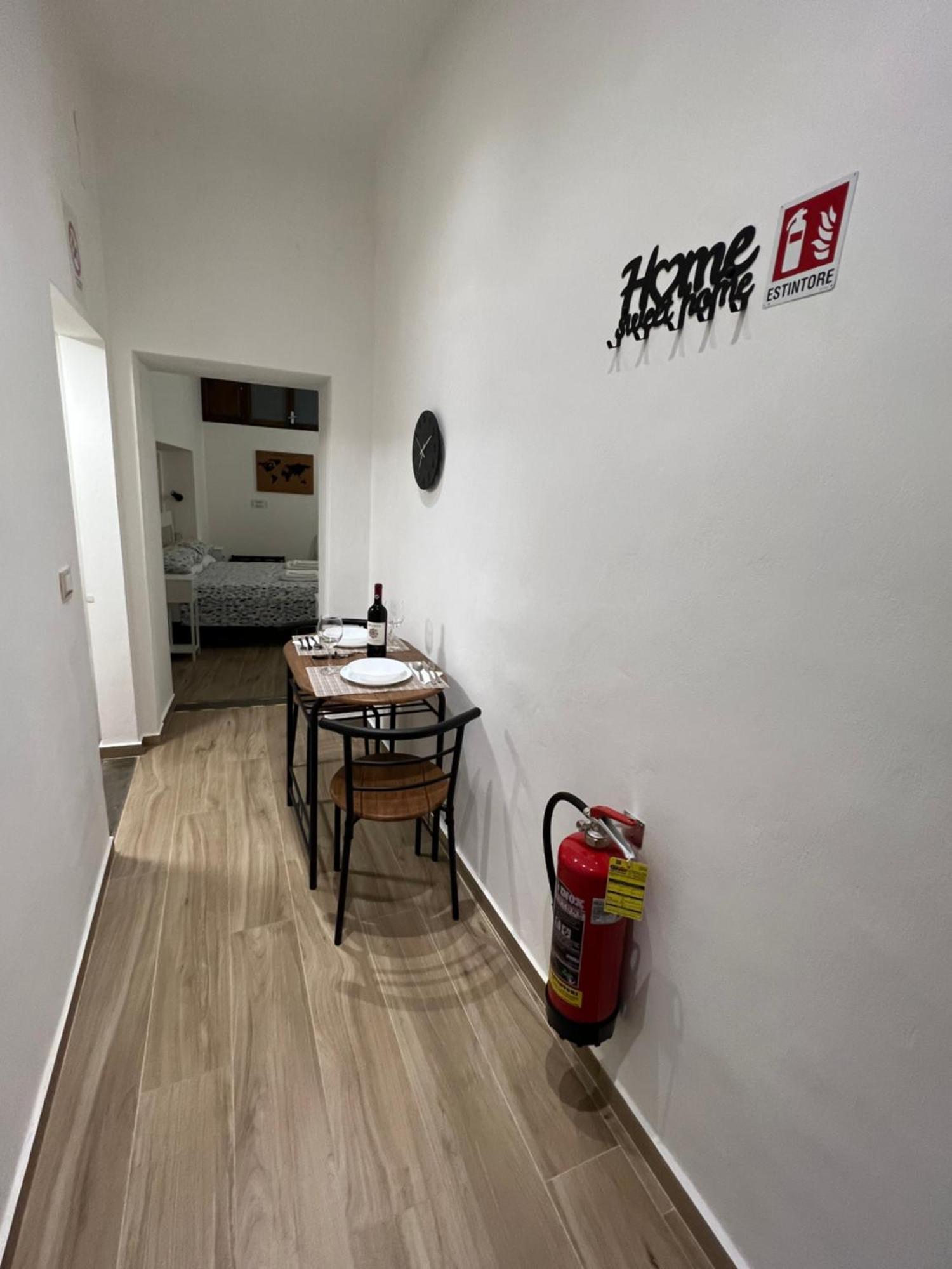 Al 106 Apartment Free Wi-Fi 5 Min Dalla Stazione Prato  Extérieur photo